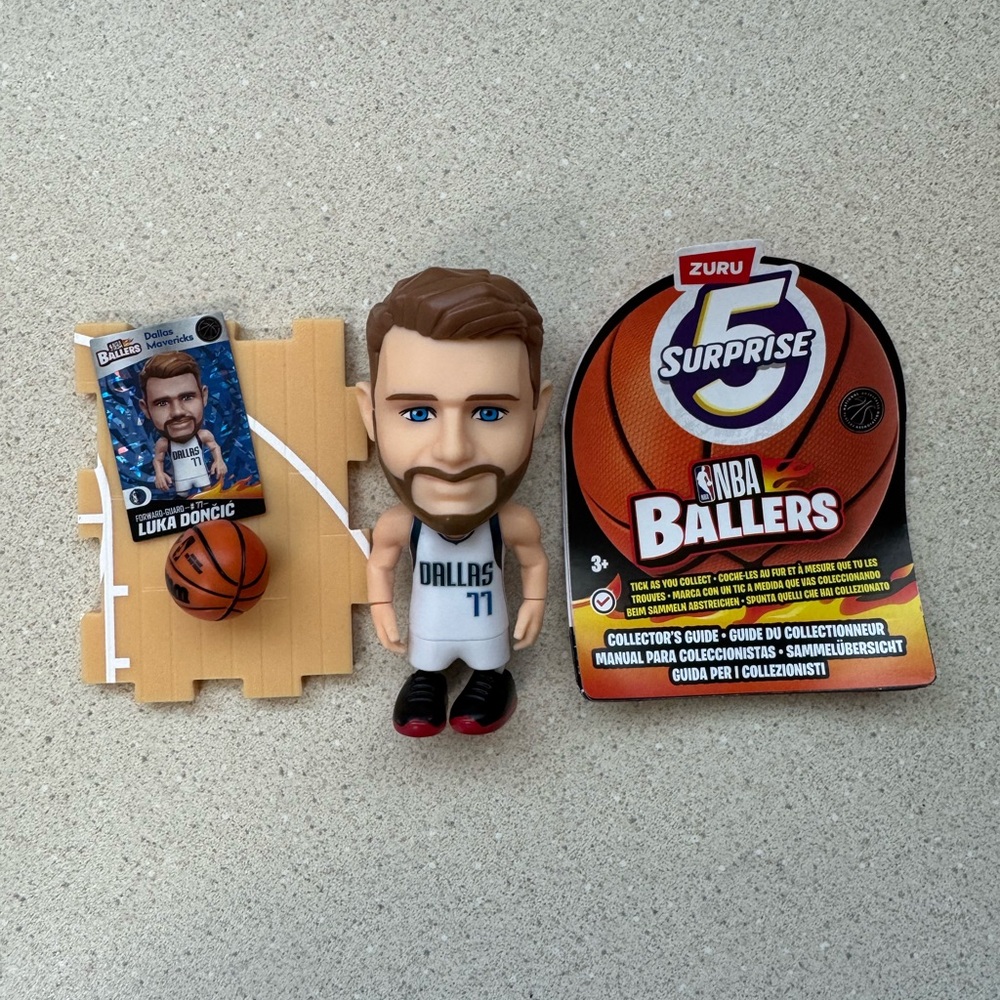Zuru Surprise NBA Ballers